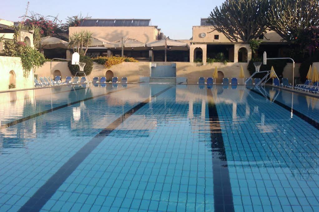 Mellieha Holiday Centre Exterior photo