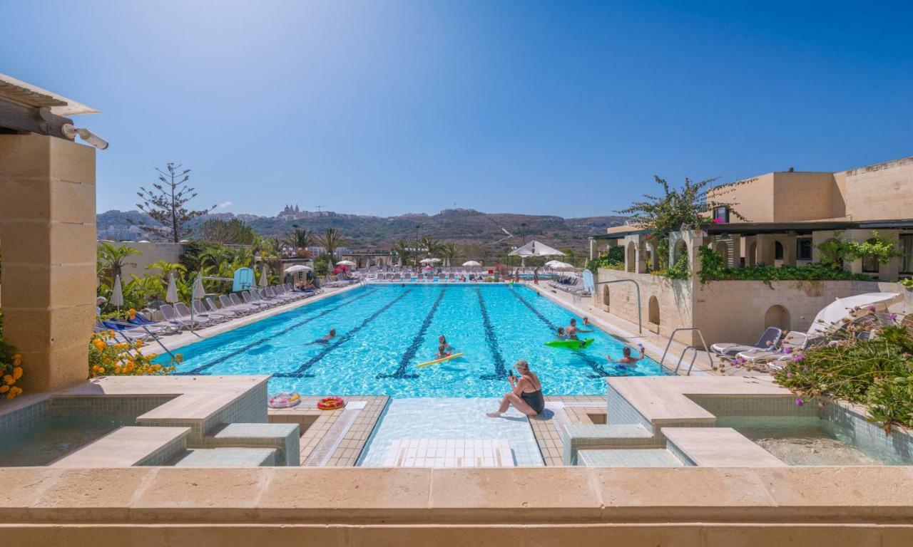 Mellieha Holiday Centre Exterior photo