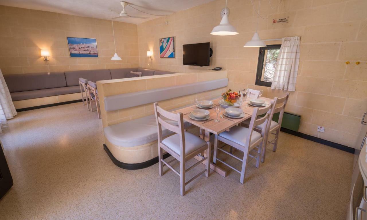 Mellieha Holiday Centre Exterior photo